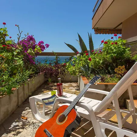Moderne Avec Terrasse, Parking Et Wifi - Fr-1-196-178 Mentona